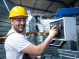 Operátotokat keresünk
