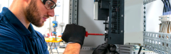 Elektronikus és mechanikai karbantartót keresünk Bécs mellé